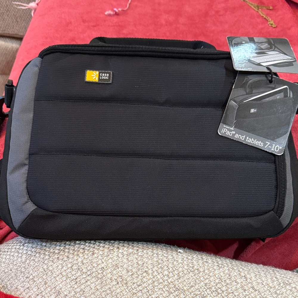 Case Logic Black and Gray Tablet Bag